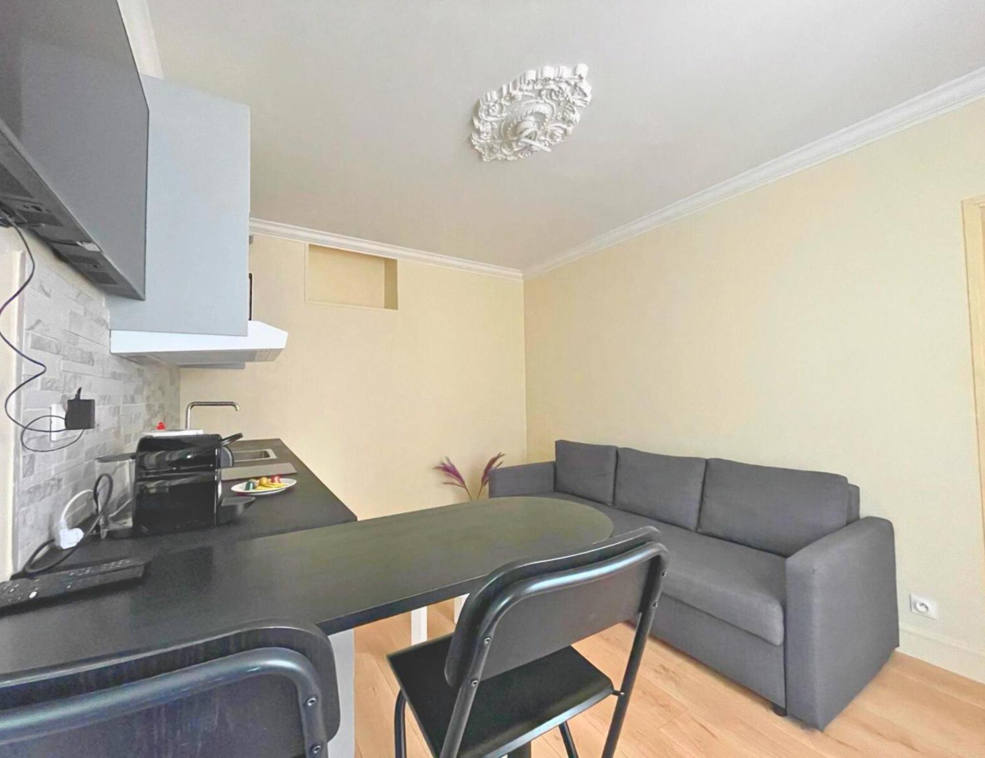 Chambre Lit Double Et Salon Avec Canape-Lit A 10 Minutes Des Champs Elysees Παρίσι Εξωτερικό φωτογραφία